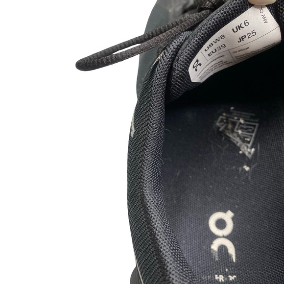 On Running Black Athletic Shoes woman’s size 8 - Picture 6 of 7